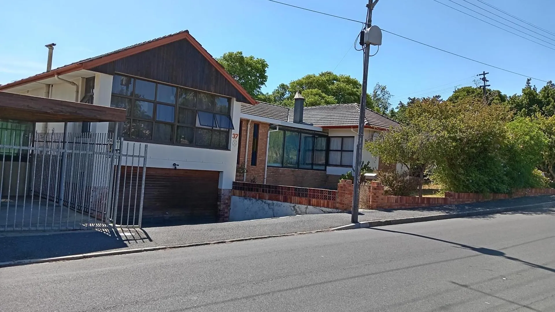 Beyond New House Bed & Breakfast Cape Town